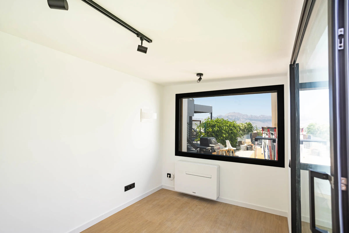 The interior of a real NOOK 10 in a private garden: NOOK 20 has the same, twice over